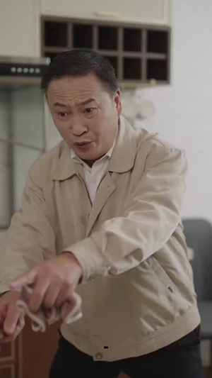 天降外挂式监护人（30集）好看短剧追不停