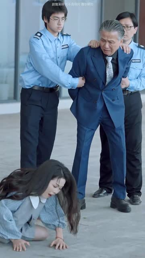 教室里的第三只手（30集）排行榜前十短剧免费观看